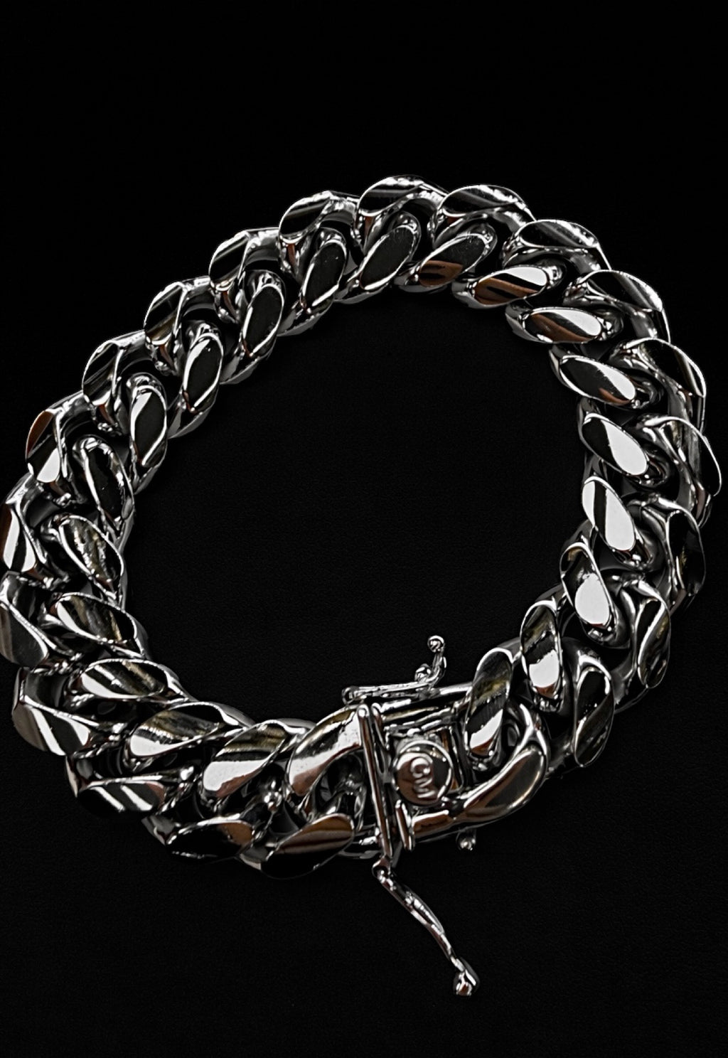 Elite Heavy Cuban Link Bracelet – Gold Statement Edition